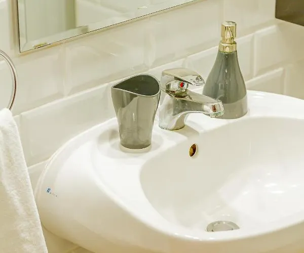 Peony Kaldy Free Garage Under The House