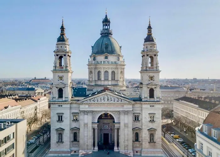 Peony Kaldy Free Garage Under The House شقة بودابست